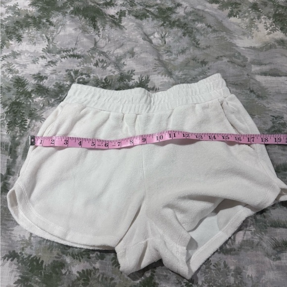 Good used condition FAHERTY brand cabana shorts. Sz small - Picture 9 of 13